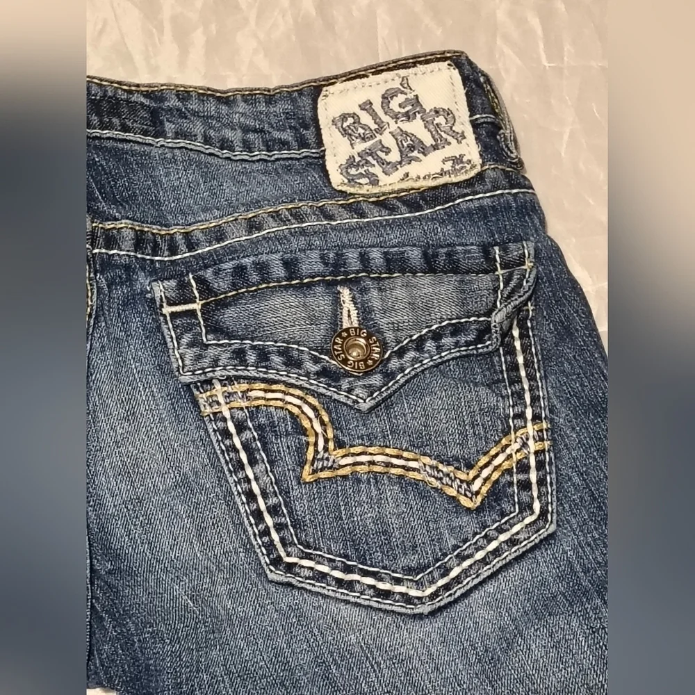 Big Star Women's Long Shorts Size 27 Denim Jean